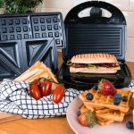 Sokany 3 In 1 Sandwich Maker & Toaster 750W SK-902 - Image 3